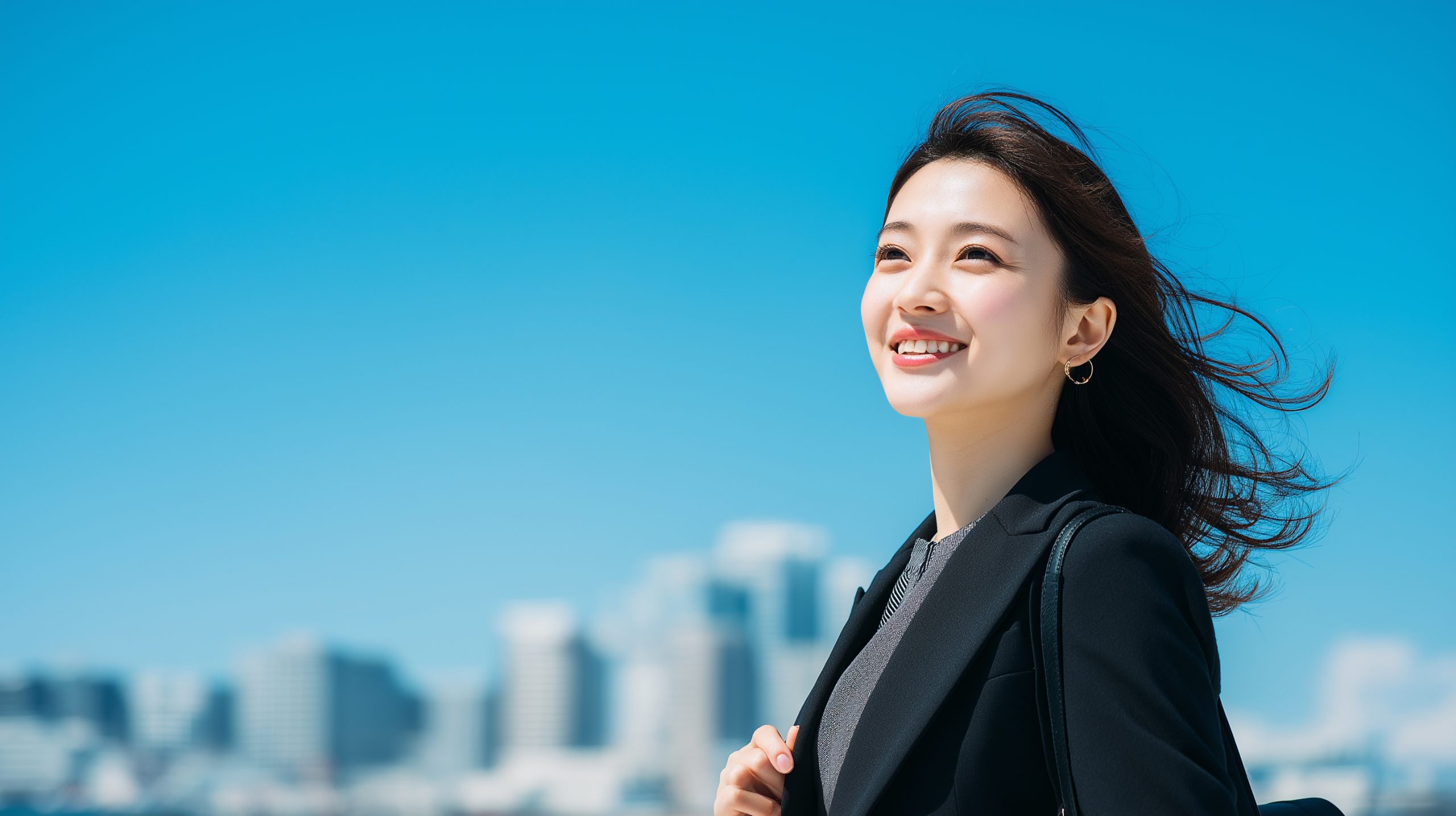 人と店舗の可能性を、
事業として育てる。